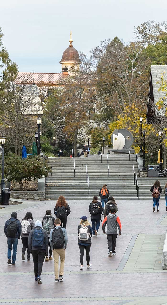 image of Students walking on Villanova's campus.